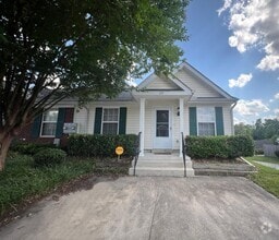 Building Photo - 219 Sassafras Ln