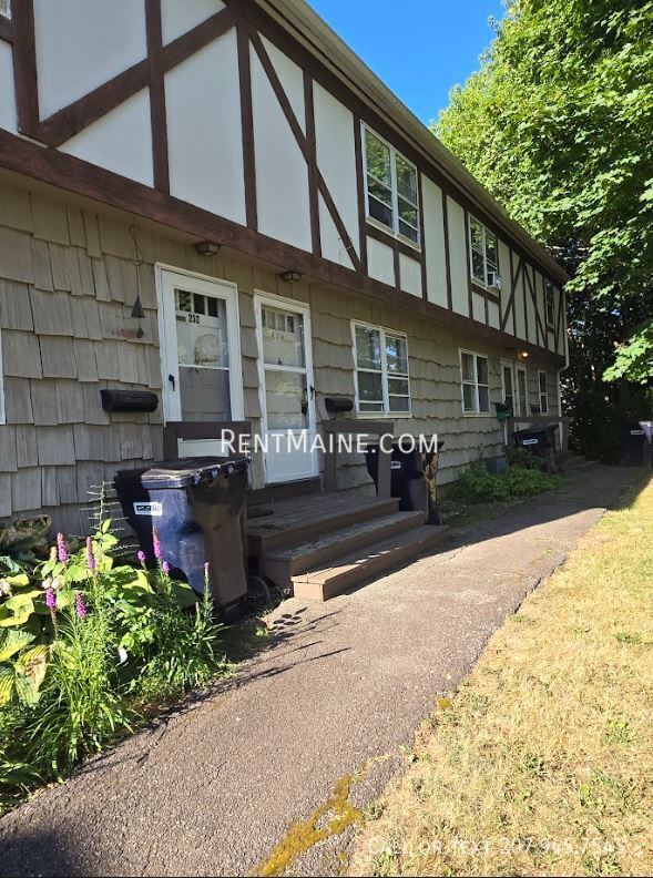 Primary Photo - 236 Mt Hope Ave