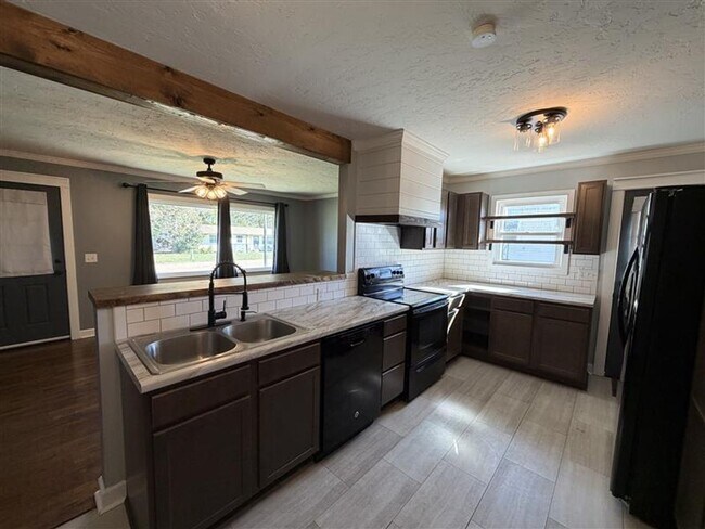 Foto del edificio - Quaint Home In Martin, TN!!!