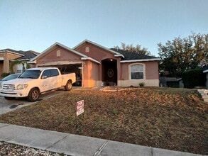 Building Photo - 30126 Sandbunker Ln