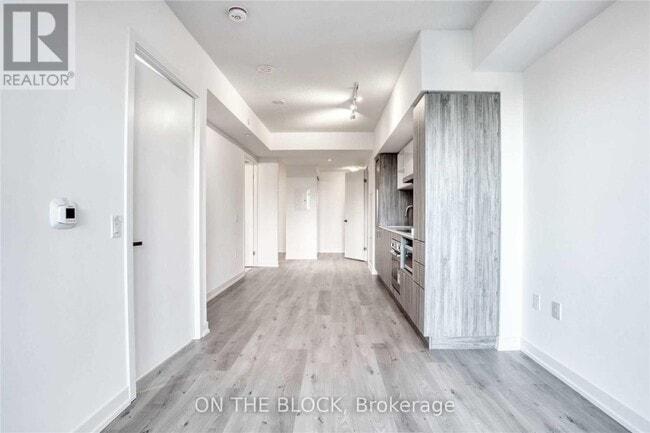 Building Photo - 138 Downes St