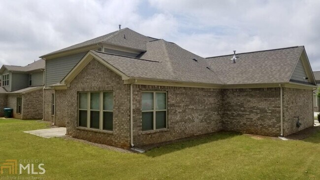 Building Photo - 1142 Terrasol Ridge