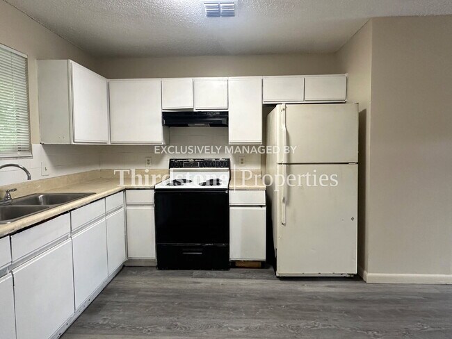 Foto del edificio - 5128 Westchase Ct