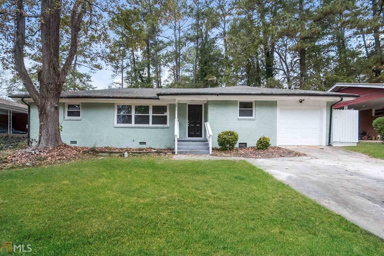 Foto principal - 1879 Shamrock Dr