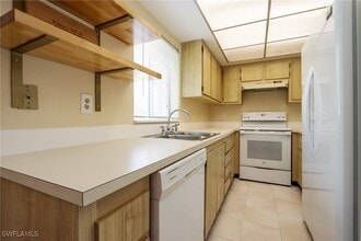 Building Photo - 1275 7th Ave N