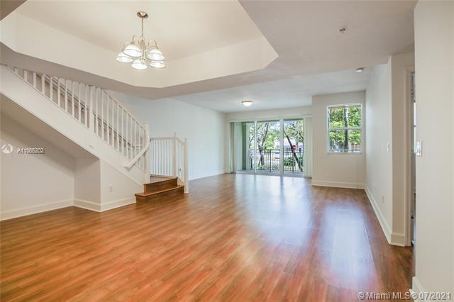 Foto del edificio - 7584 SW 102nd St