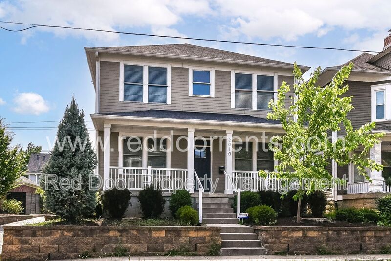 Primary Photo - 2010 N Talbott St
