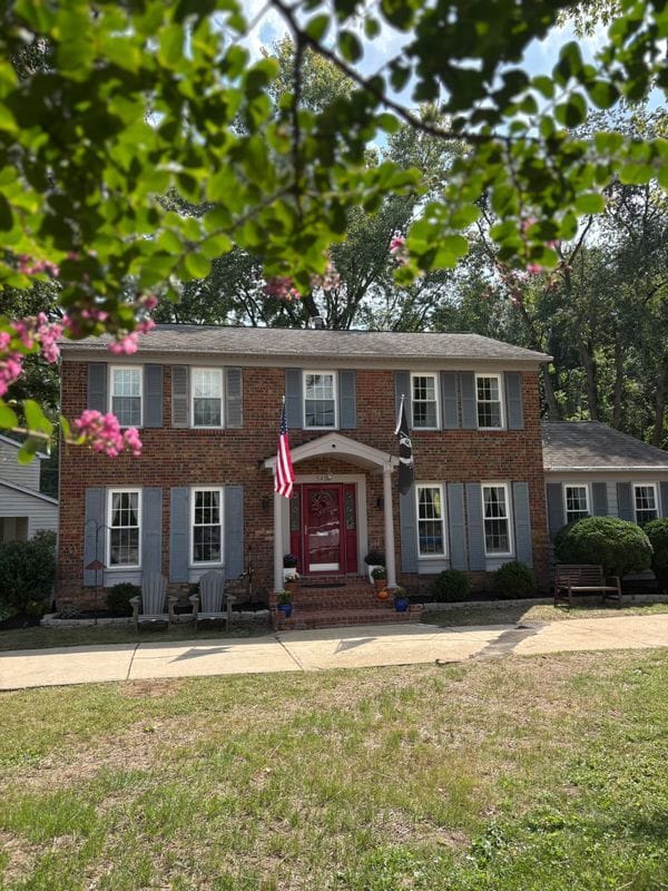 Building Photo - 5401 Broadmoor St