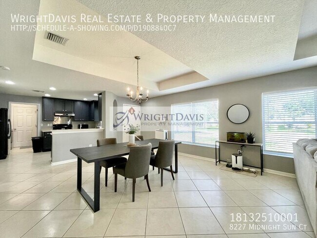 Foto del edificio - 8227 Midnight Sun Ct