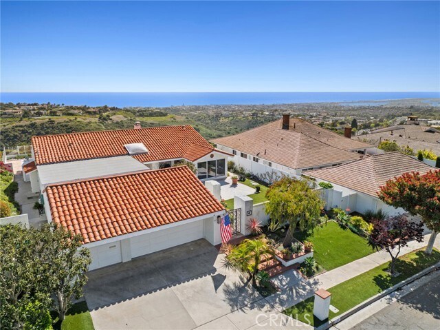 Foto principal - 35 Montecito Dr