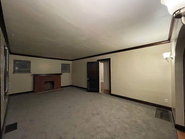 Building Photo - 3500 S Denton Rd