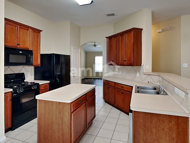 Foto del edificio - 9056 Weller Ln