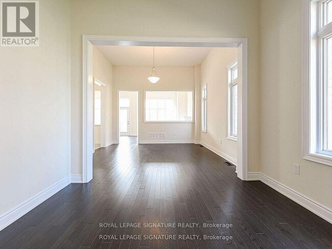 Building Photo - 3448 Mosley Gate