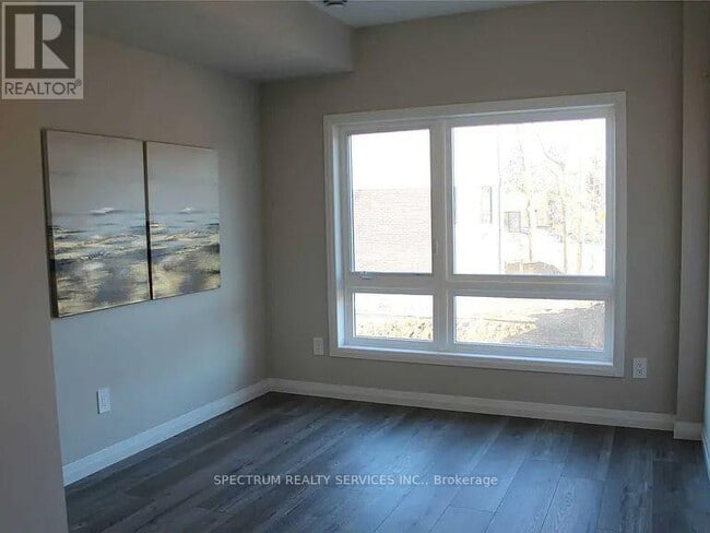 Building Photo - 720 Grey St