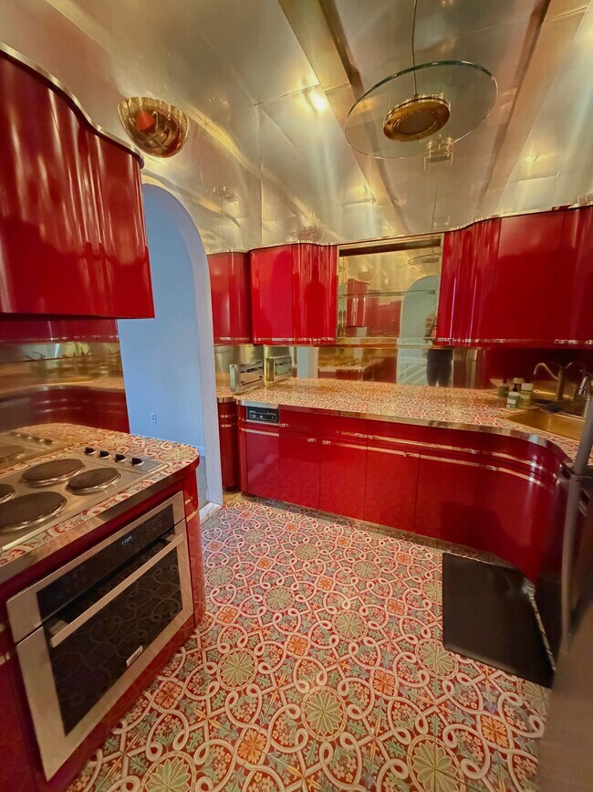 Foto del edificio - 327 Commonwealth Ave