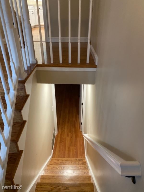 Building Photo - 4 br, 3 bath House - 504 Davey Glen Rd