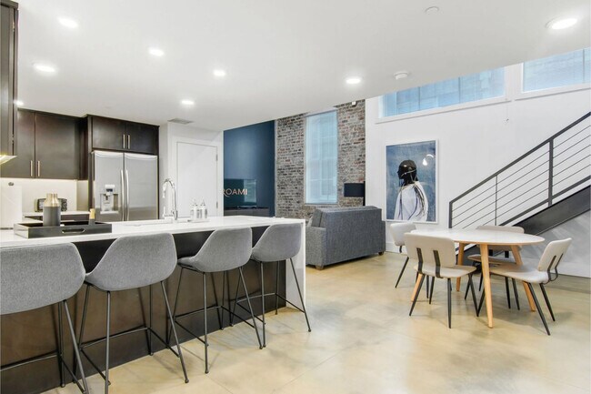 Foto del edificio - 822 Howard Ave