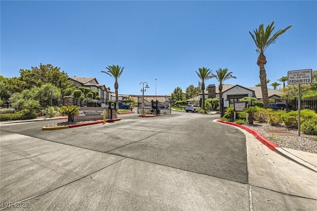 Building Photo - 45 Maleena Mesa St