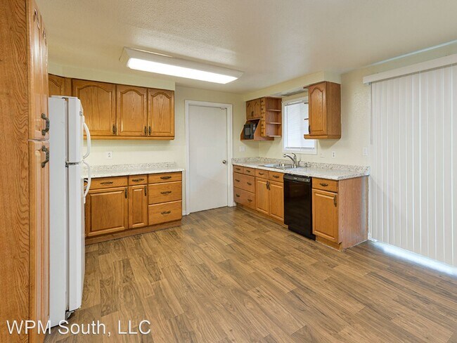 Foto del edificio - 4 br, 1.5 bath House - 26421 128th Ave SE