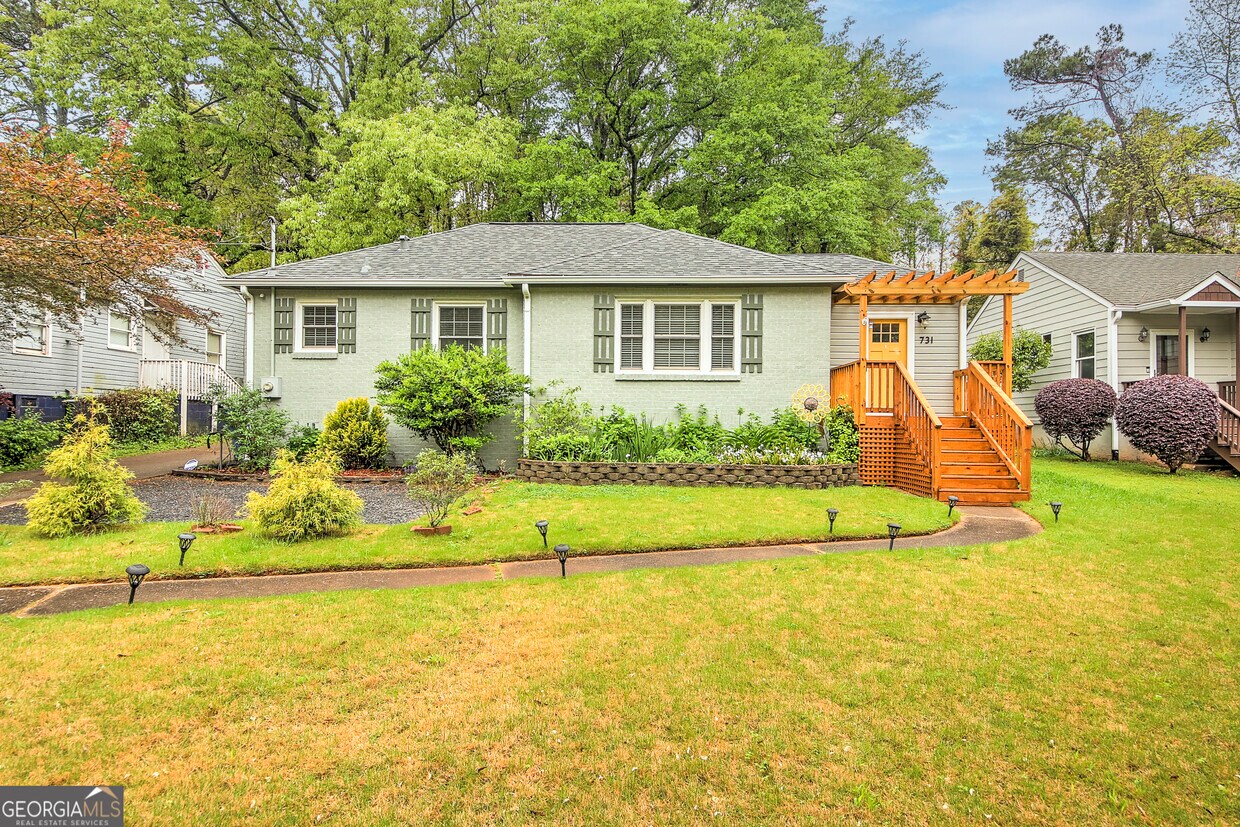 Foto principal - 731 Maynard Terrace SE
