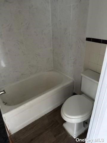 Foto del edificio - 304 Maple Ave