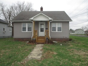 Building Photo - 1802 Church St