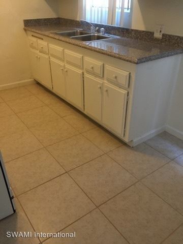 Building Photo - 5846 Estrella Ave