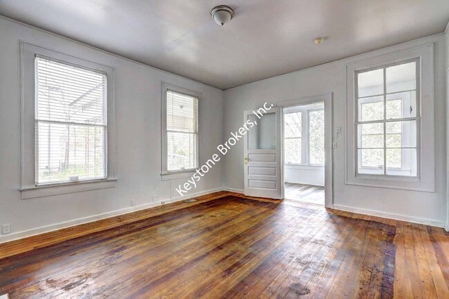 Foto del edificio - 1282 Baker Dr