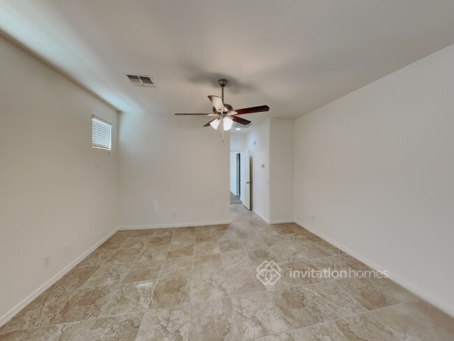 Building Photo - 1204 W Mesquite Tree Ln