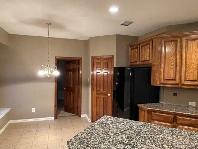 Building Photo - 4320 Harpers Ferry Dr