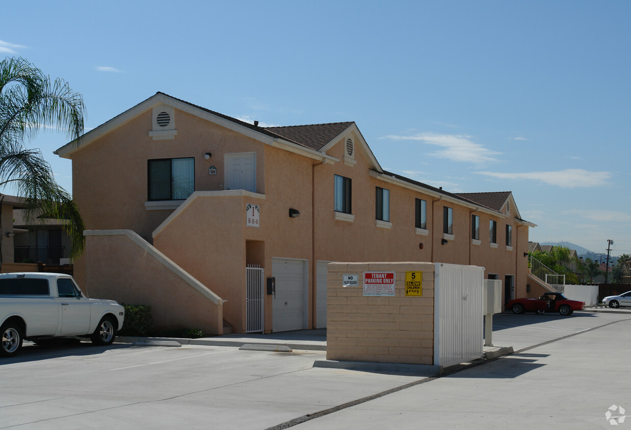 Building Photo - Cabo Verde Apartments