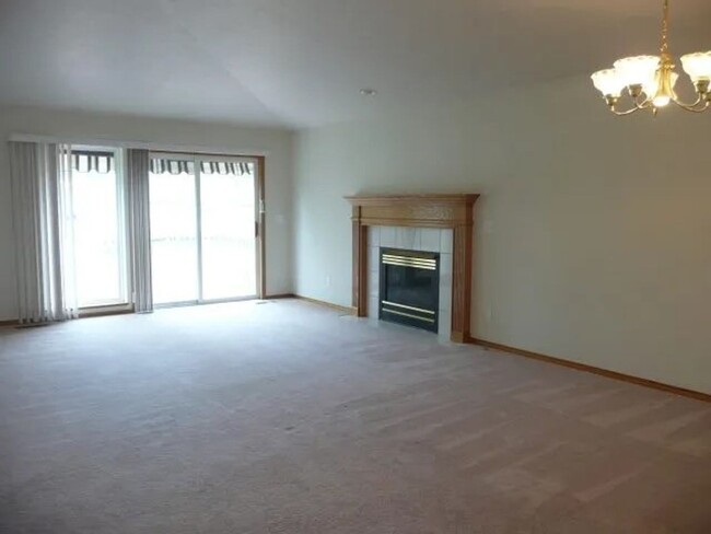 Building Photo - 3 Bed 3 Bath Home in Desirable Latah Creek...
