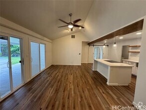 Building Photo - 279 Hamakua Dr