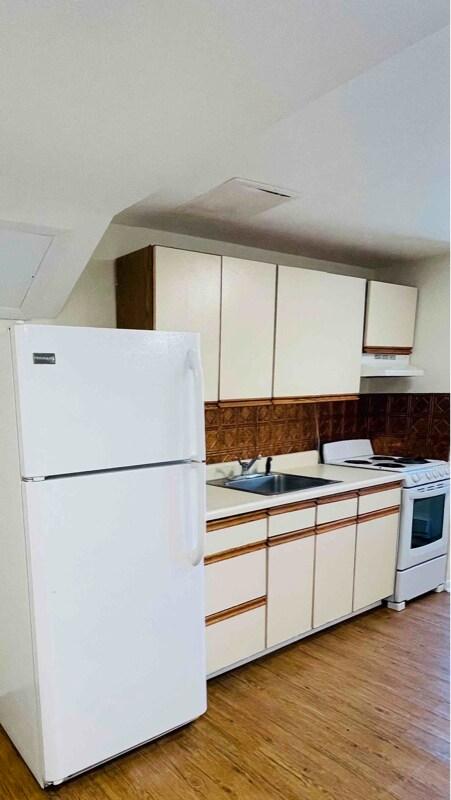 Primary Photo - 2200 Kimberton Rd