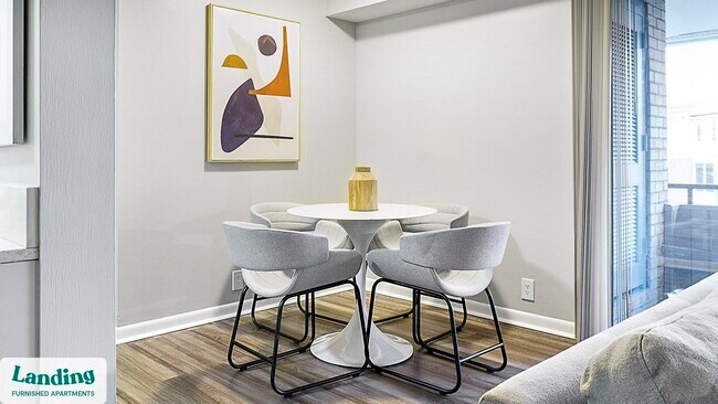 Foto del edificio - 4901 Whitton Pl