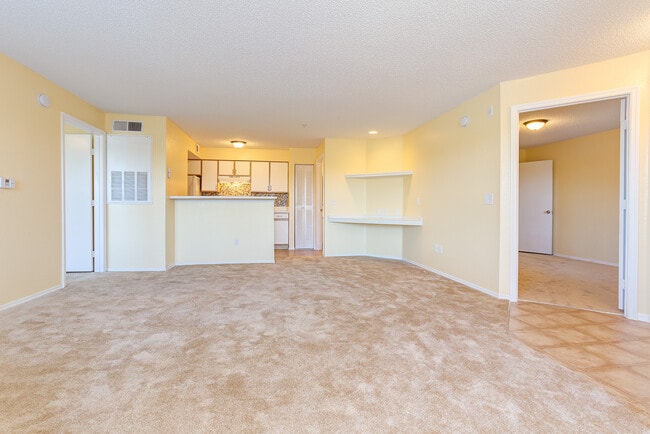 Building Photo - 2214 Grand Cayman Ct