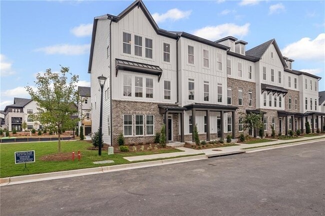 Building Photo - 2686 Evers Dr NE