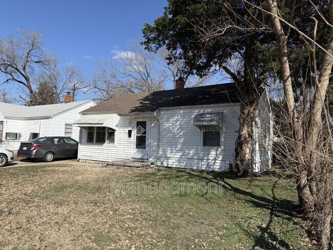 Foto del edificio - 1912 N Grove St