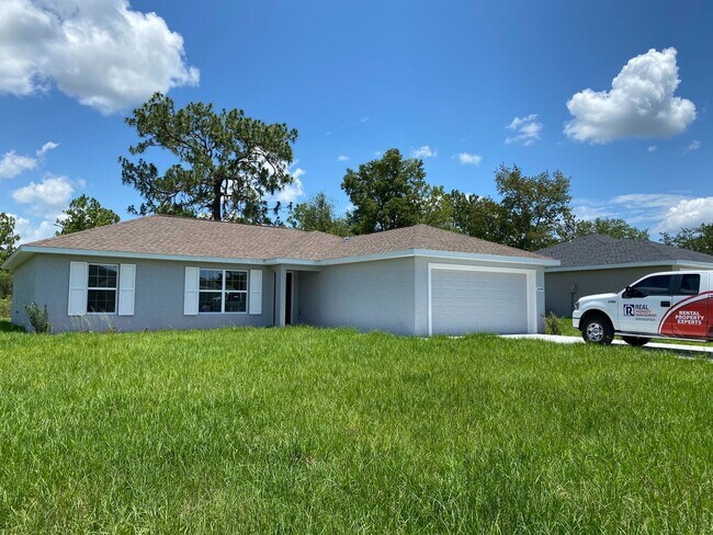 Foto del edificio - Beautiful home - 3/2/2 **WON"T LAST**