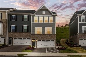 Building Photo - 231 Yellowwood Ct