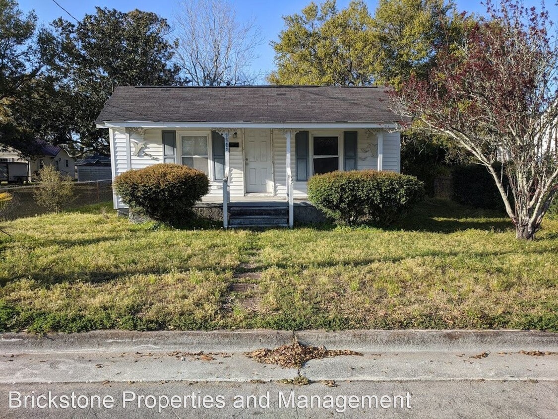 1508 Bay St, Morehead City, NC 28557 House Rental in Morehead City