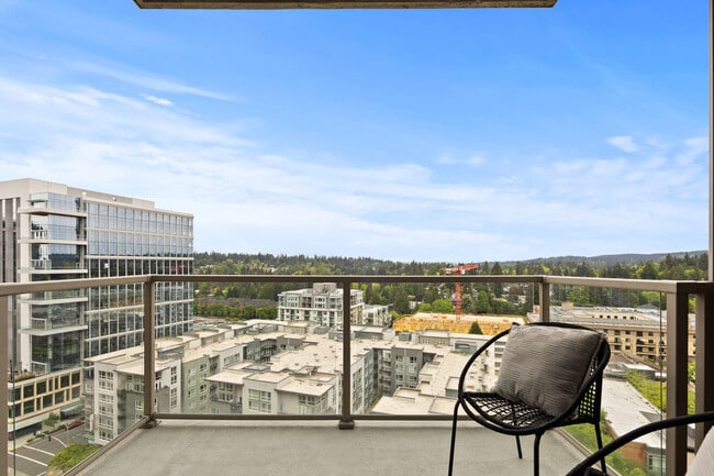 Building Photo - 10650 NE 9th Pl