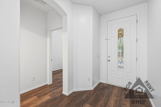 Foto del edificio - 4321 W Judson Dr