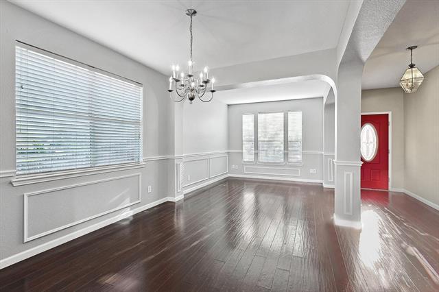 Building Photo - 9961 Delamere Dr