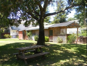 Foto del edificio - Castle Rock Apartments