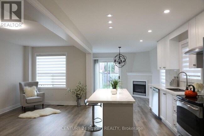 Building Photo - 144 Kimono Crescent