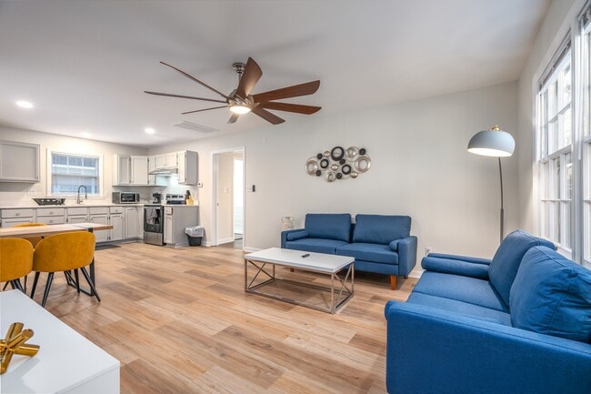 Building Photo - 12225 Chicamauga Trail SE