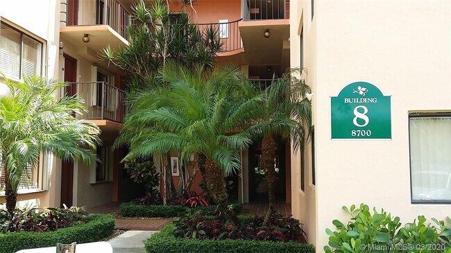 Foto del edificio - 8700 SW 133rd Avenue Rd