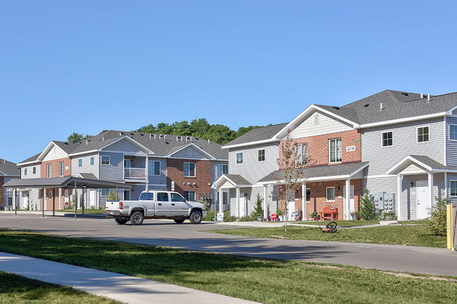 Building Photo - Brookside Commons