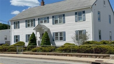Building Photo - 56 W Warwick Ave